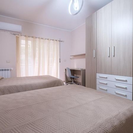 Damilhouse 4 Apartment เมสซีนา ภายนอก รูปภาพ